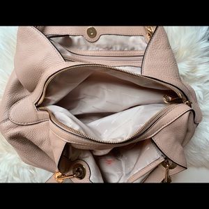 Michael Kors Shoukder Bag